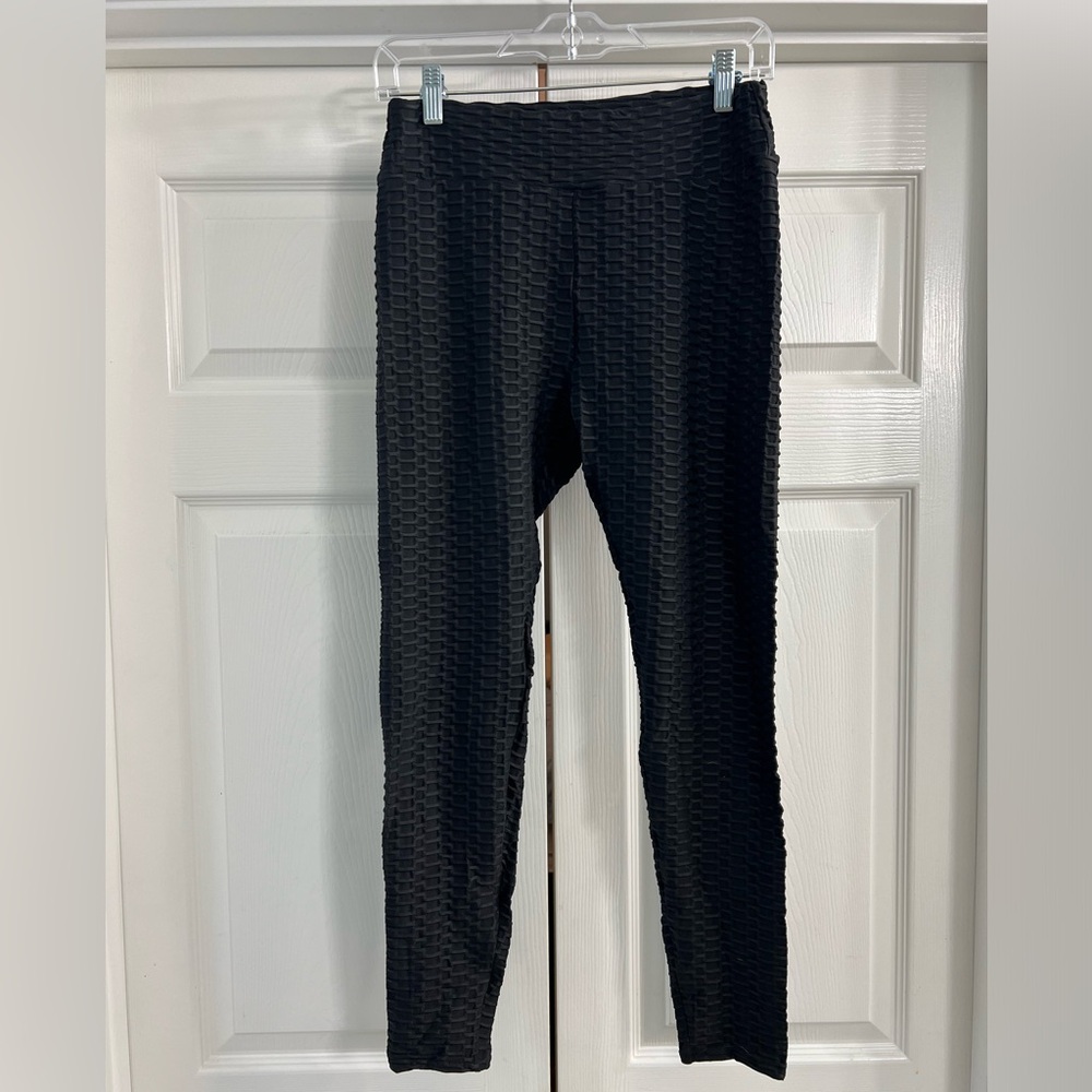 Textured leggings